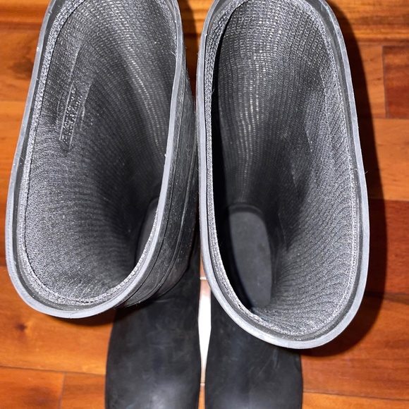 Genfoot Inc. Black Steel Toe Slip Resistant Rubber Safety Boots SIZE: 11 - Picture 2 of 8